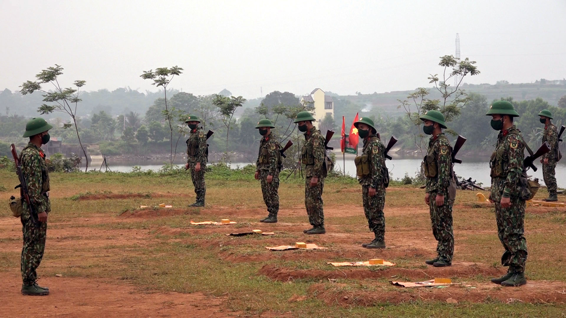 Không tập trung quá 20 người trong huấn luyện bắn súng